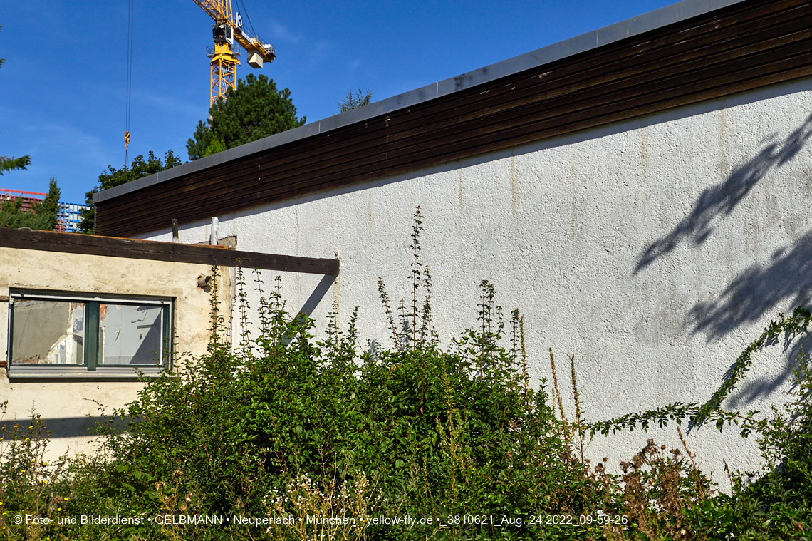24.08.2022 - Baustelle an der Niederalmstraße 16 und Hugo-Lang-Bogen 13 in Neuperlach-Trudering
